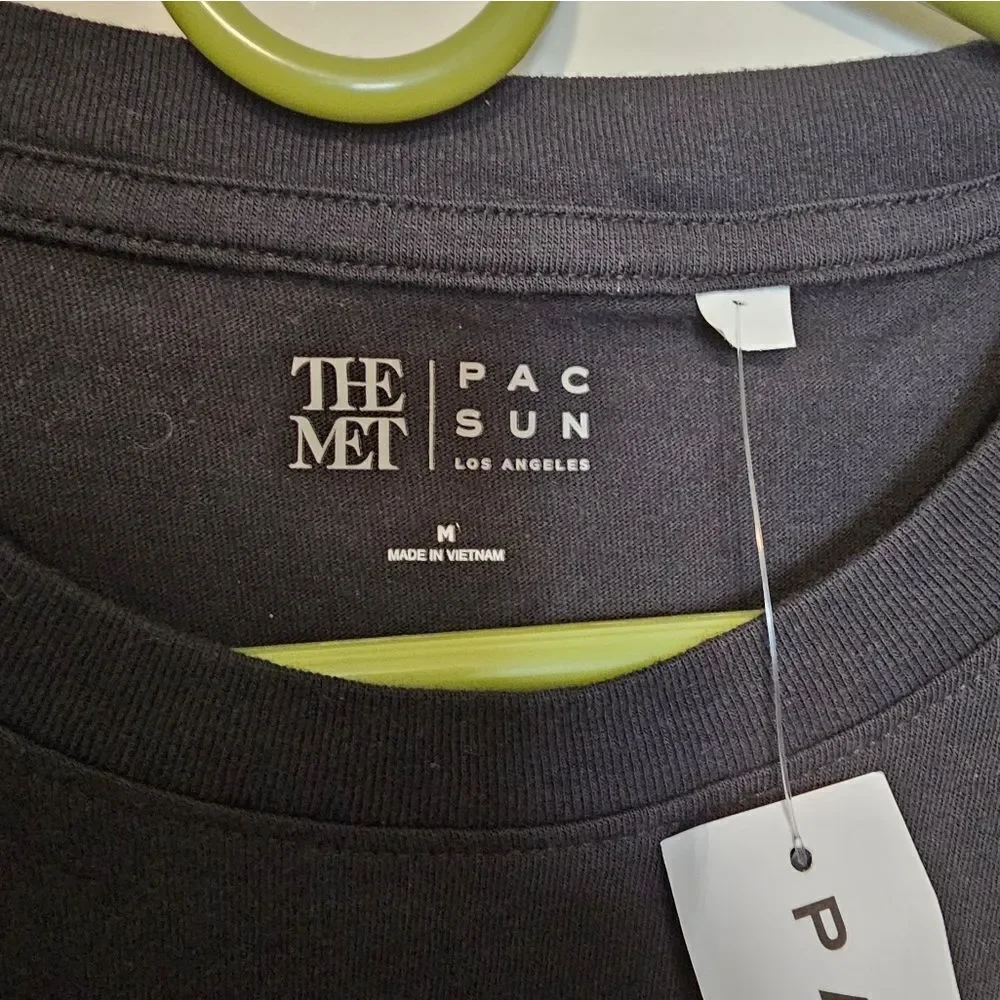 Mens Pac Sun The Metropolitan Graphic Tee - Picture 3 of 6